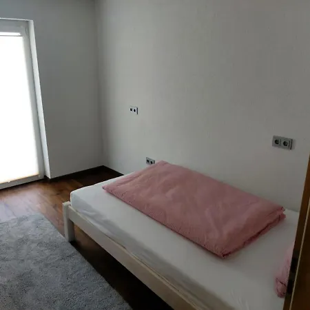 Giulia In Ideal Fuer 2 Familien Günzburg