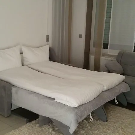 Giulia In Ideal Fuer 2 Familien * Günzburg
