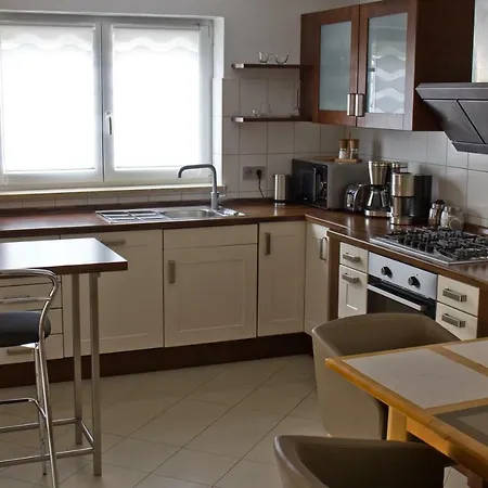 Giulia In Ideal Fuer 2 Familien Lägenhet