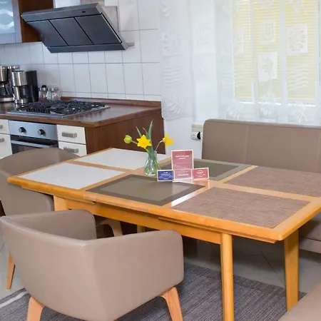 Giulia In Ideal Fuer 2 Familien Lägenhet *
